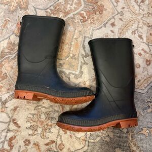 Kids black rain boots size 3